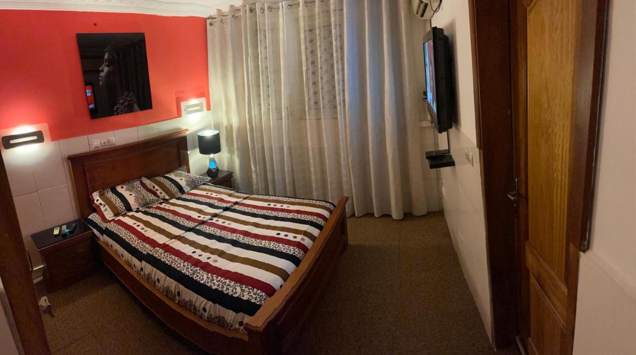 Homestay Appartement 2 Chambres Yaoundé 外观 照片