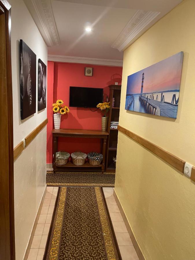 Homestay Appartement 2 Chambres Yaoundé 外观 照片